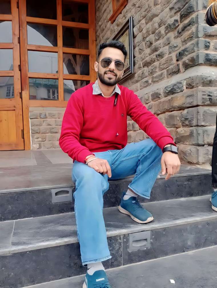 Vipan Mokhta